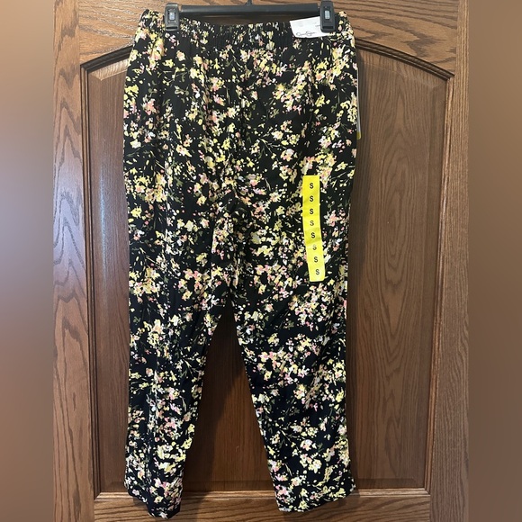 Jessica Simpson Cameron pull on pant, floral - Picture 4 of 5